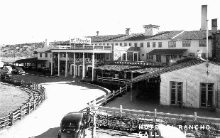 Hotel El Rancho on Route 66 in Gallup RPPC